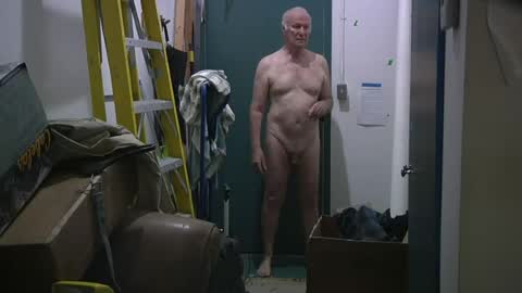Snapshot of peter4443 chatting on July 4, 8:37 pm peter4443 online show from July 4, 8:37 pm
