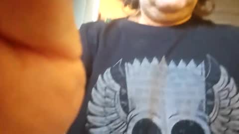 Snapshot of peter50831 chatting on October 17, 2:19 pm peter50831 online show from October 17, 2:19 pm