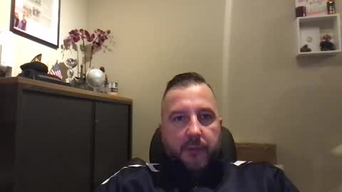 Snapshot of peter_30_ chatting on January 17, 7:30 am peter_30_ online show from January 17, 7:30 am