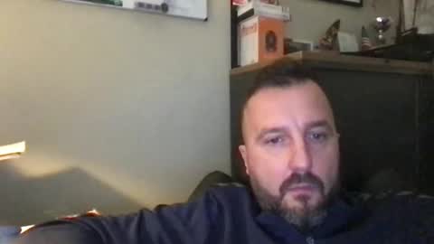 Snapshot of peter_30_ chatting on November 2, 2:41 pm peter_30_ online show from November 2, 2:41 pm