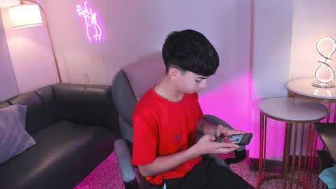 Snapshot of peter_chase chatting on November 9, 6:28 pm Peter online show from November 9, 6:28 pm