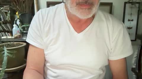 Snapshot of peterbartxxx chatting on May 13, 10:12 am peterbartxxx online show from May 13, 10:12 am