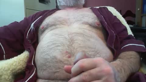 Snapshot of peterlast1958 chatting on February 5, 7:20 pm Peter online show from February 5, 7:20 pm