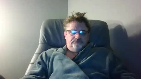 Snapshot of petermelotte8 chatting on December 21, 12:12 pm petermelotte8 online show from December 21, 12:12 pm