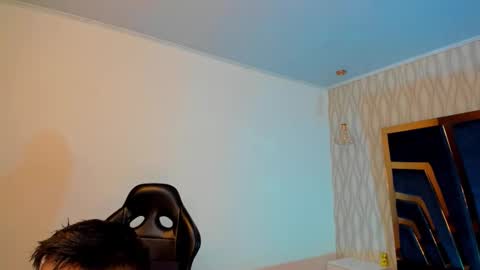 Snapshot of petesevans_1 chatting on October 30, 11:16 pm PETES EVANS new account online show from October 30, 11:16 pm