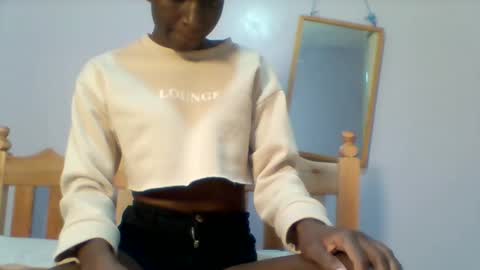 ariana online show from February 12, 6:58 pm