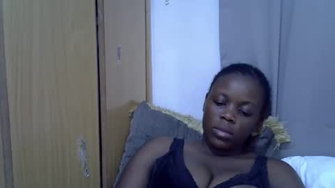 petite_melan online show from September 11, 11:49 pm