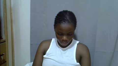 petite_melan online show from September 18, 11:45 am