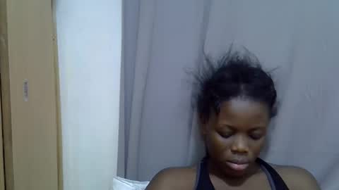 petite_melan online show from October 1, 7:14 am