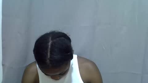 petite_melan online show from October 2, 7:43 pm