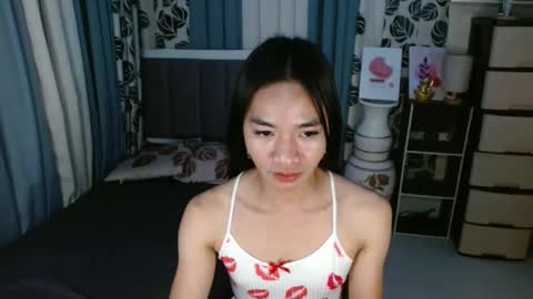 Snapshot of petiteasianmarian chatting on March 2, 3:05 pm bigcock Marian online show from March 2, 3:05 pm