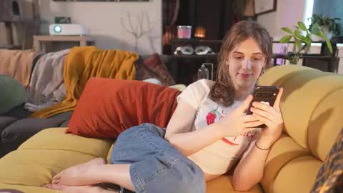 caracal online show from February 25, 11:36 pm