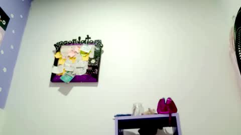 Snapshot of petiteivoryqueen chatting on May 23, 6:07 am danna online show from May 23, 6:07 am