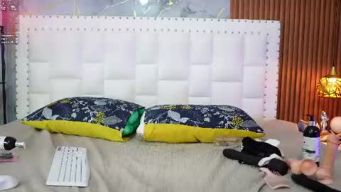 petitelittlemissy online show from June 10, 8:41 pm