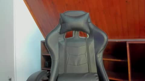 Sofa online show from January 5, 5:27 pm