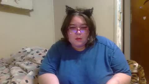 Snapshot of petmykitty chatting on October 19, 3:40 am The Aspie Kitty twitterthishunonfire online show from October 19, 3:40 am