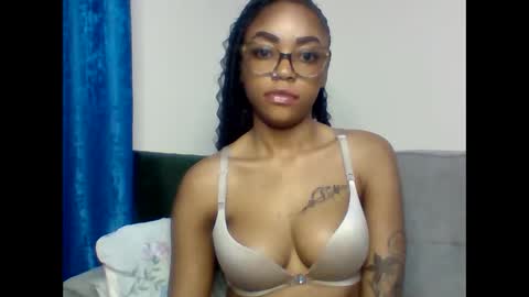 Arielle online show from October 4, 12:52 am