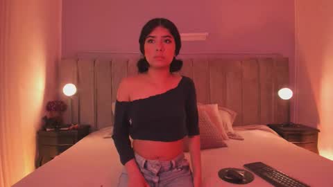 peytonn_monroe online show from September 27, 12:21 pm