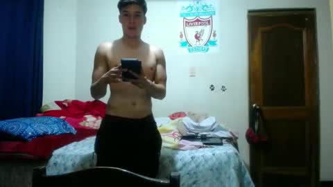 Snapshot of pgcf95 chatting on February 17, 1:35 am pgcf95 online show from February 17, 1:35 am