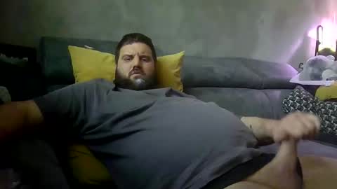 Snapshot of pglusic chatting on March 31, 9:32 am pglusic online show from March 31, 9:32 am