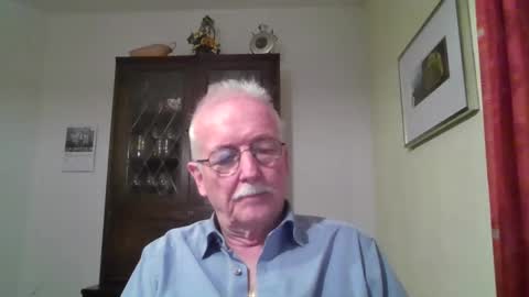 Snapshot of pgroove542707 chatting on February 2, 10:39 pm pgroove542707 online show from February 2, 10:39 pm