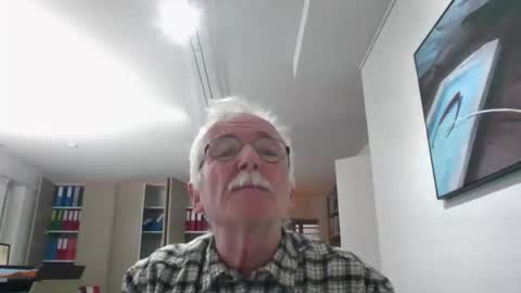 pgroove542707 online show from February 13, 3:52 pm