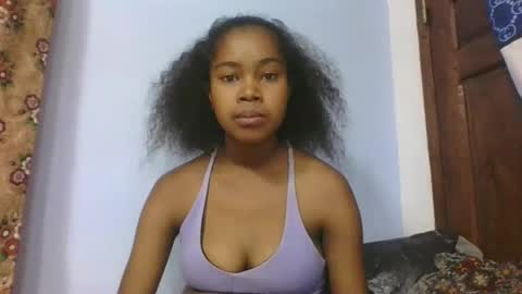 Snapshot of phania185885 chatting on March 16, 5:50 pm phania185885 online show from March 16, 5:50 pm