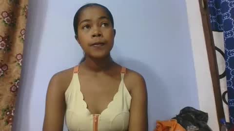 Snapshot of phania185885 chatting on March 26, 10:21 am phania185885 online show from March 26, 10:21 am