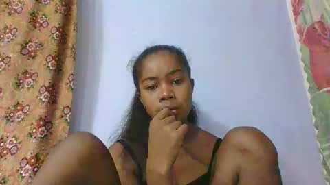 Snapshot of phania185885 chatting on March 27, 10:37 am phania185885 online show from March 27, 10:37 am