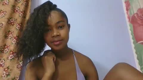 Snapshot of phania185885 chatting on March 29, 3:39 am phania185885 online show from March 29, 3:39 am