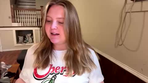 PhatAssBlond online show from January 6, 5:05 pm