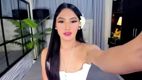 Snapshot of phenomenal_ivy chatting on May 31, 2:46 pm phenomenal_ivy online show from May 31, 2:46 pm
