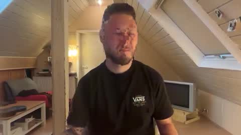 Ben 1995 online show from February 28, 8:48 am