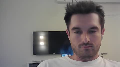 PhilipBorison online show from October 10, 10:36 am