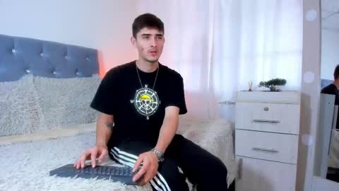 Snapshot of philiprich chatting on September 8, 6:07 pm philiprich online show from September 8, 6:07 pm