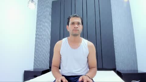 Phill online show from July 23, 9:35 pm