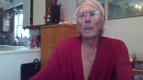 Snapshot of phillipa1023 chatting on December 16, 2:22 pm phillipa online show from December 16, 2:22 pm