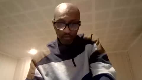 Snapshot of phlander chatting on March 2, 6:48 pm phlander online show from March 2, 6:48 pm