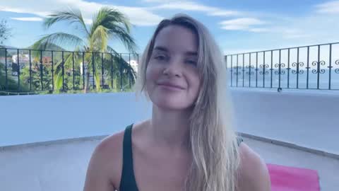 PHOENIX TAYLOR online show from October 7, 2:58 pm