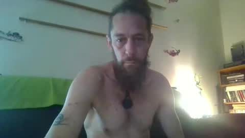 Snapshot of phorceofzen chatting on May 23, 1:59 pm phorceofzen online show from May 23, 1:59 pm