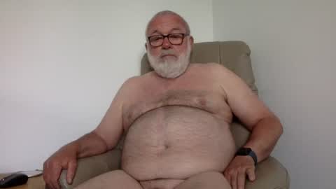 Snapshot of phozzagain chatting on June 21, 6:38 am phozzagain online show from June 21, 6:38 am