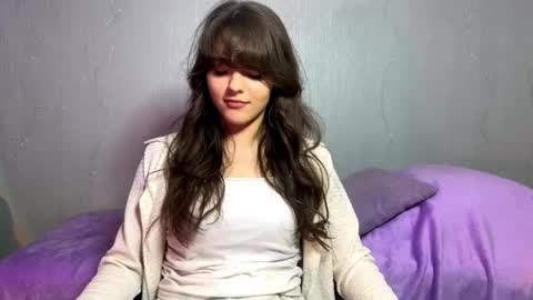Lola online show from May 16, 11:53 am