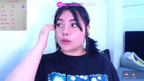 Snapshot of phylavell_ chatting on June 25, 9:30 pm phylavell_ online show from June 25, 9:30 pm