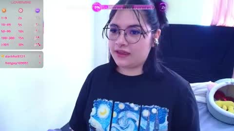 Snapshot of phylavell_ chatting on June 26, 4:33 pm phylavell_ online show from June 26, 4:33 pm