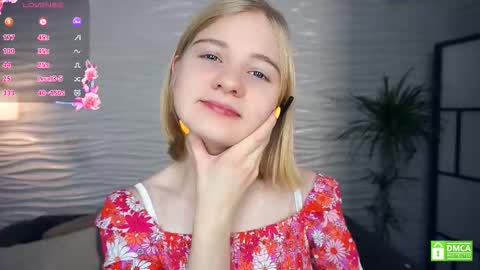 Snapshot of phyllisearney chatting on November 7, 5:07 am Hann G. Jones online show from November 7, 5:07 am