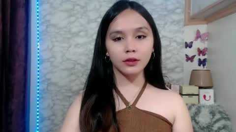 Ms Pia online show from June 6, 11:48 am