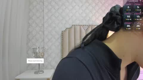    online show from March 19, 11:14 am