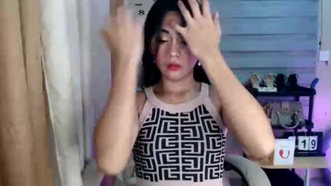 Pia online show from February 19, 10:33 am