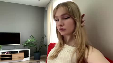 Kristie online show from June 18, 12:22 am