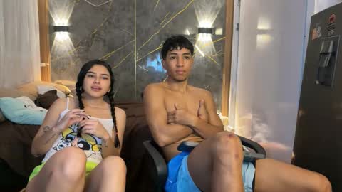 Snapshot of pichon_baby chatting on October 24, 7:49 am pichon_baby online show from October 24, 7:49 am